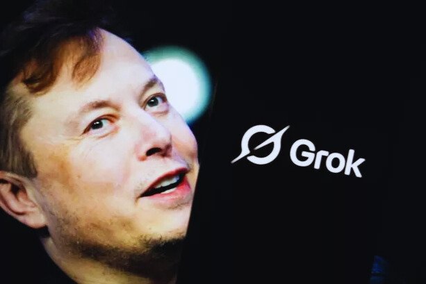 هل تثق في إجابات Grok بعد اليوم؟ إكس تبيع مساحات إعلانية داخل روبوتها.